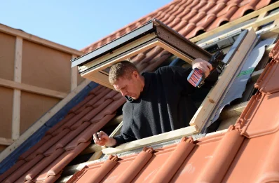 Pose de fenêtres de toit Velux à Médière